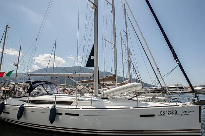 Sun Odyssey 439