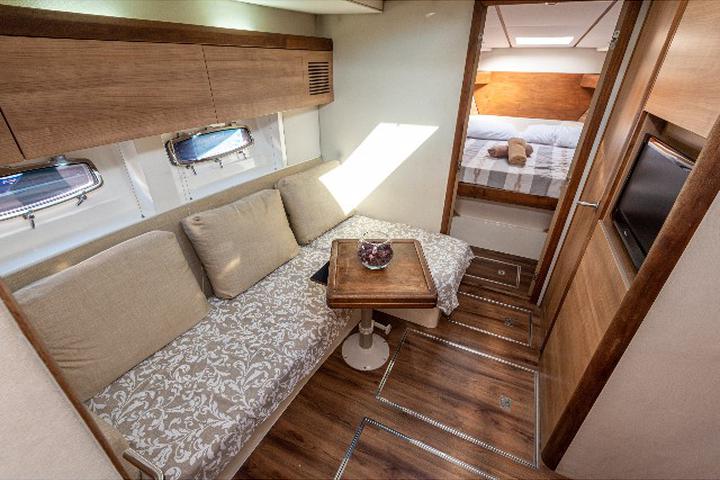 Sealine SC35