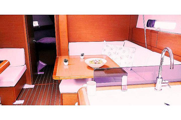 Sun Odyssey 409