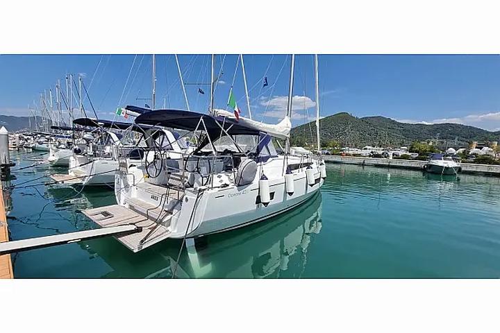 Yacht charter sailing yacht Oceanis 40.1, Portisco, Italy Oceanis 40.1