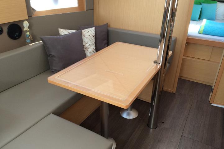 Beneteau - Oceanis 38