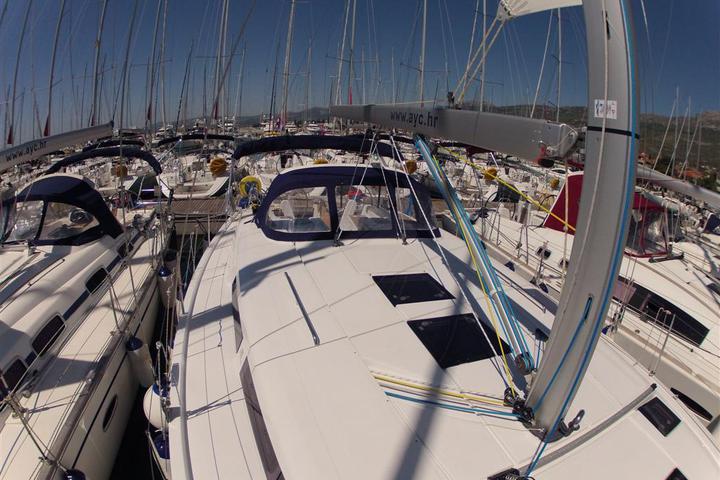 Hanse 445