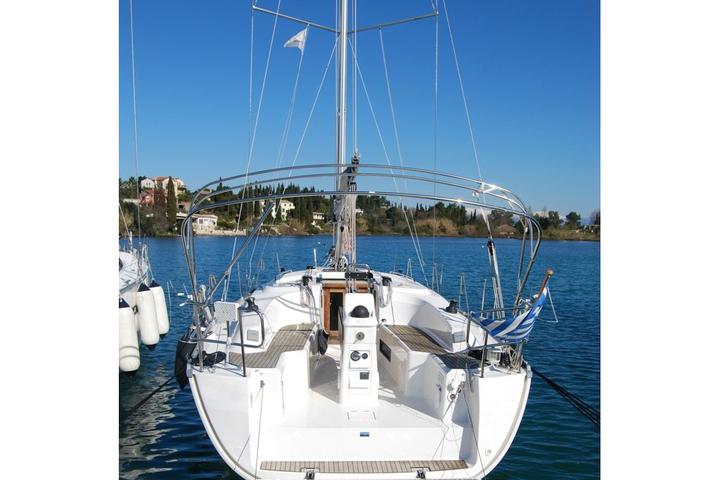 Bavaria Cruiser 33