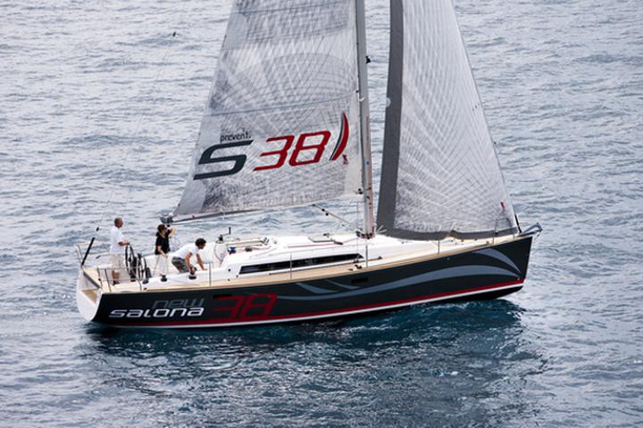 Salona 38
