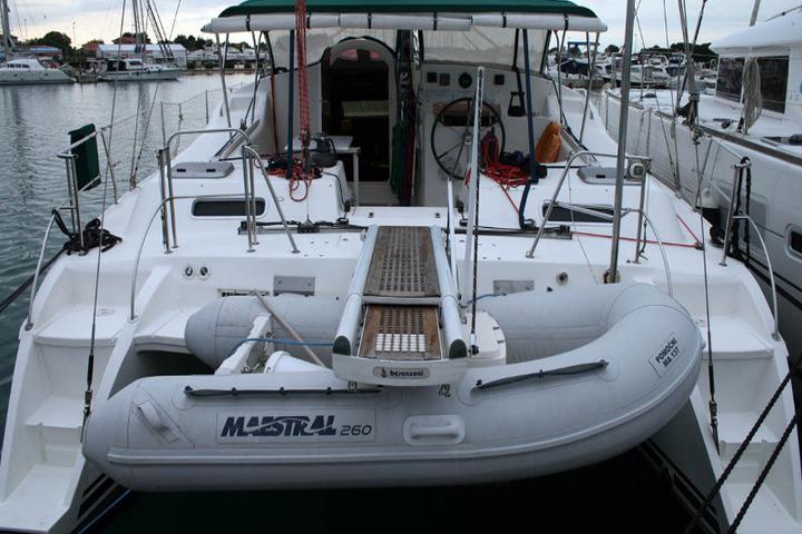 Prout 39 (new sails 2013)