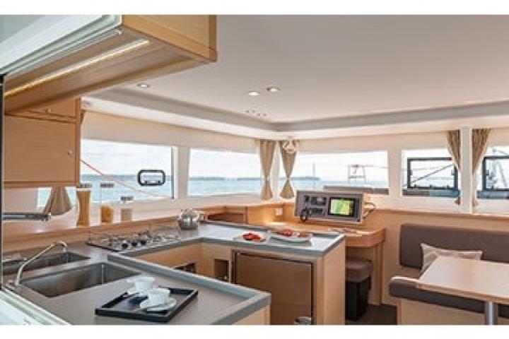 Lagoon 450  Flybridge