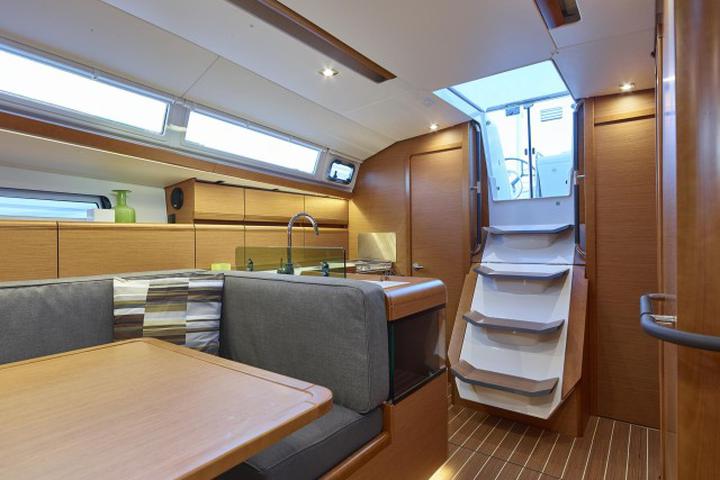 Sun Odyssey 419