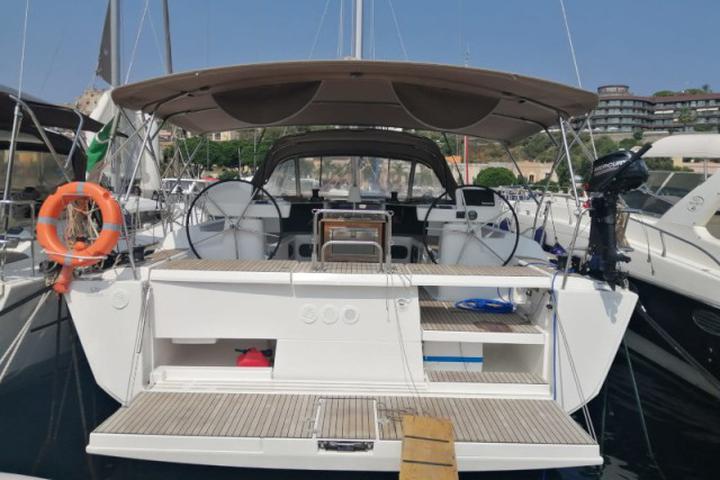 Dufour 520 GL